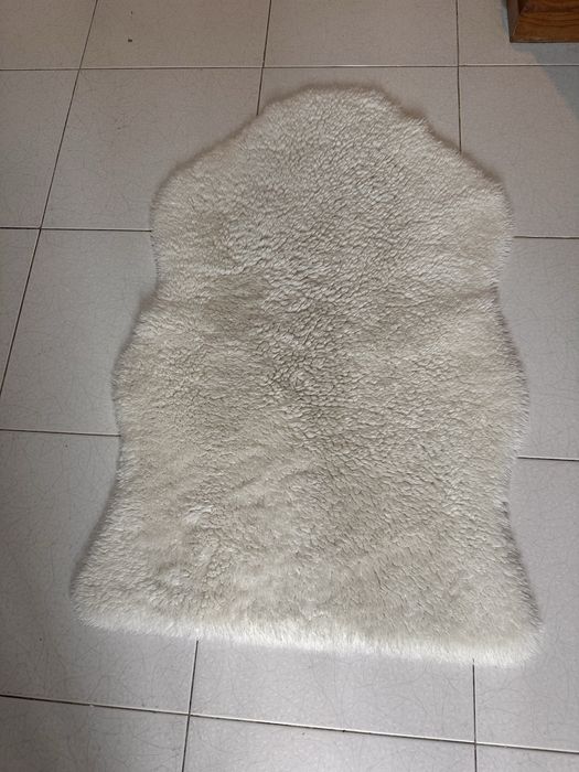 Tapete branco - TOFLUND