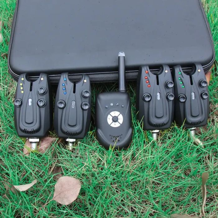 Сигнализаторы поклевки 4+1 с пейджером. Сигналізатори клювання