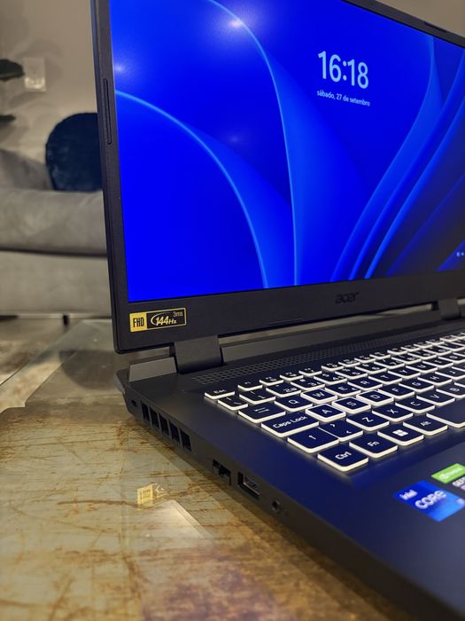Acer Nitro AN517-55