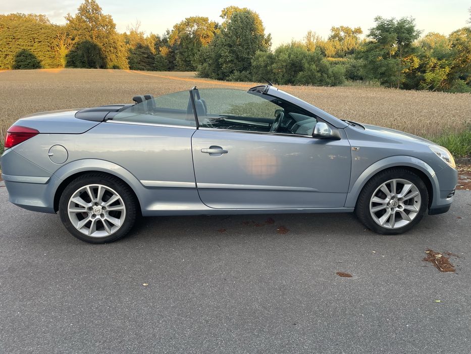 Opel Astra Twin Top - klima - navi