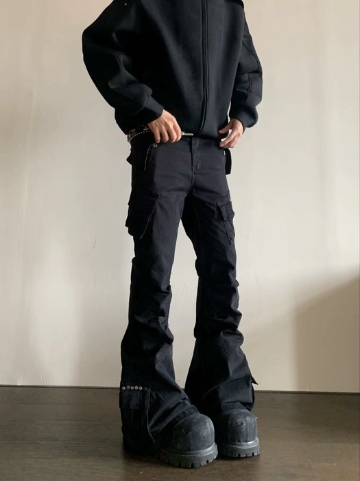 Bootcut cargo jeans