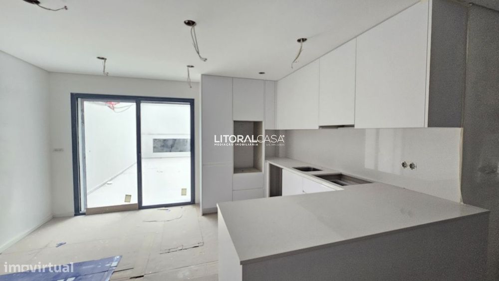 T2 Novo | Terraço | 2 Lugares de estacionamento — Esgueira, Aveiro