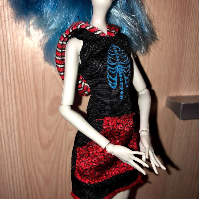 ОРИГИНАЛЬНАЯ кукла (монстер хай) ГУЛИЯ