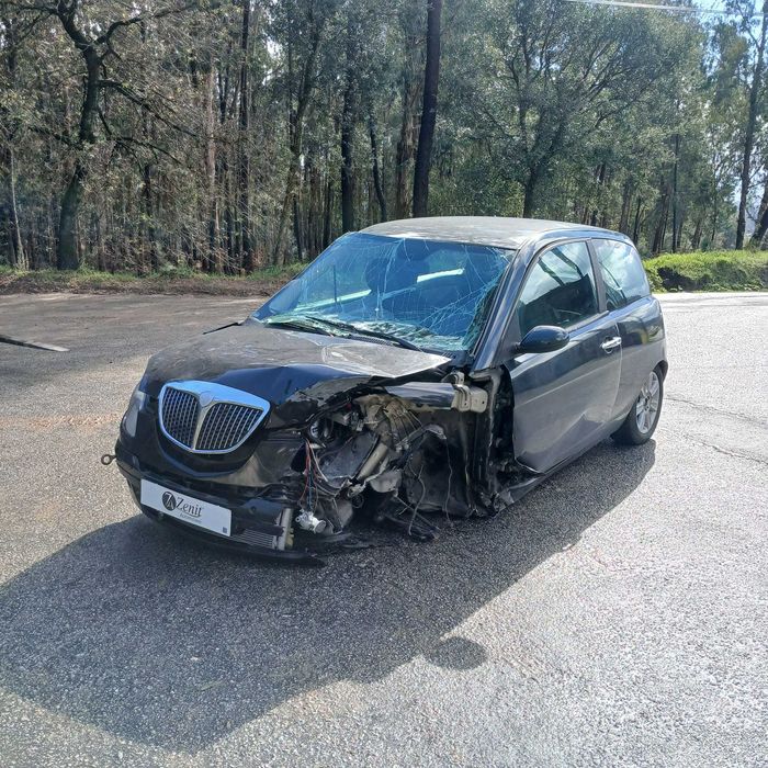 LANCIA Ypsilon 1.2 de 2004 - Peças Usadas