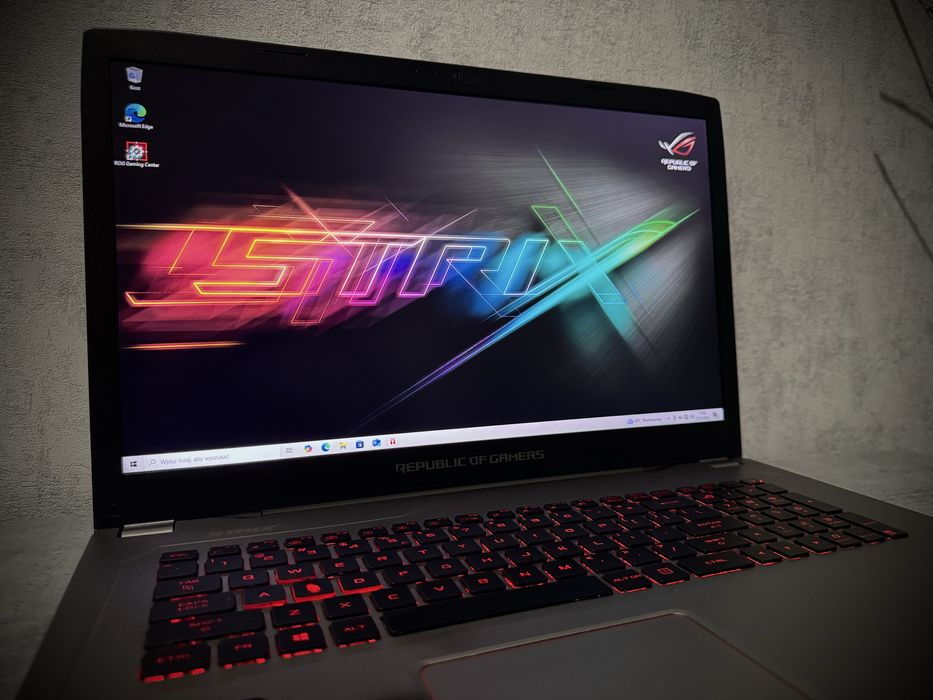 ASUS ROG Strix GL702VS (laptop gamingowy)