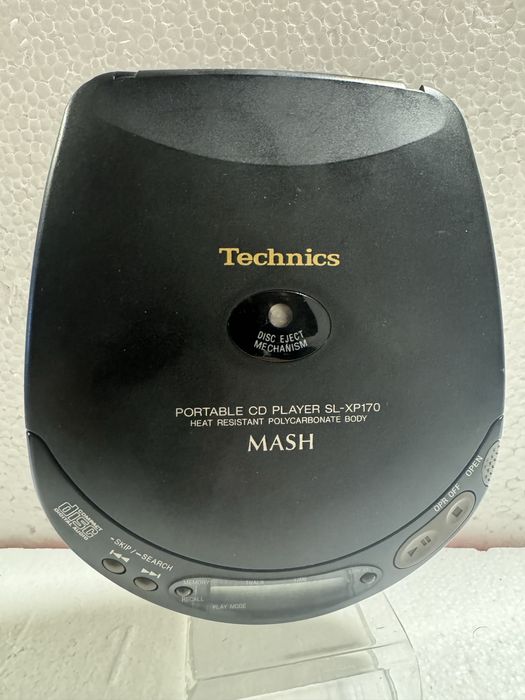 Discman Technics447358687112734720