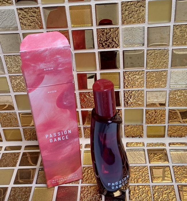Passion Dance woda toaletowa od avon