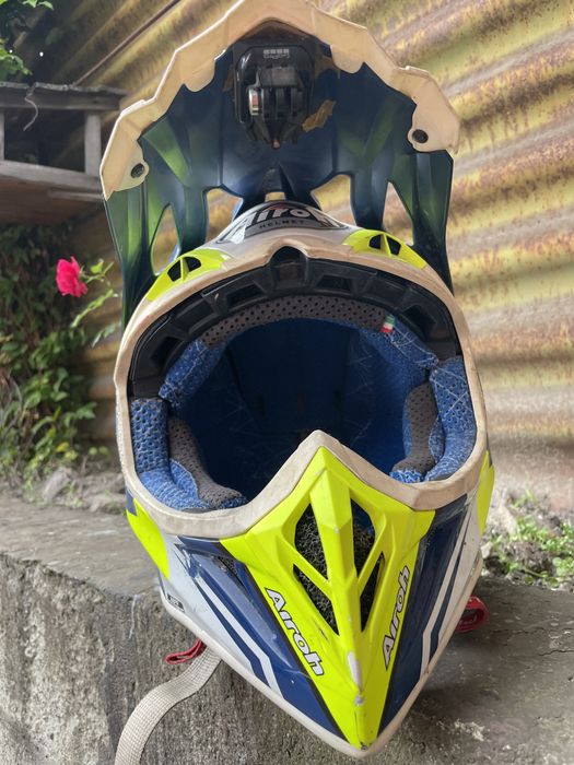 Шлем кроссовый Airoh Aviator