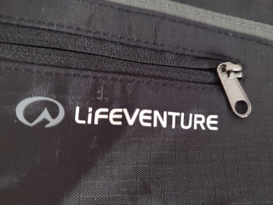 Сумка на пояс Lifeventure