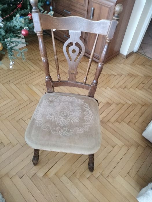 Krzesło,drewno.prl