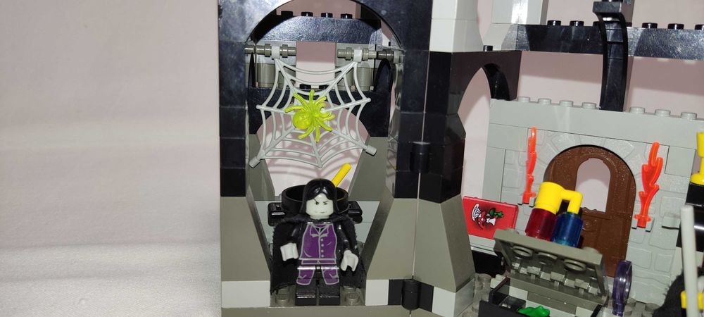 LEGO Harry Potter - 4705 Snape's Class