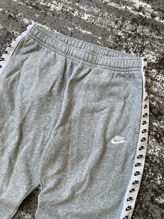 Л розмір Nike на лампасах нові колекції сірого кольору Jordan tech