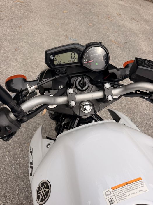 YAMAHA XJ6 N - 2013