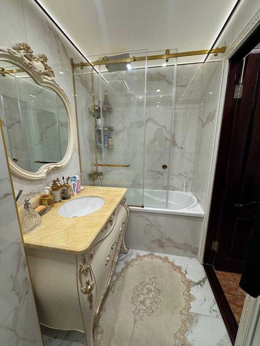 Продаж 3-кімнатної квартири по вул. Сумгаїтській, (район Епіцентру)