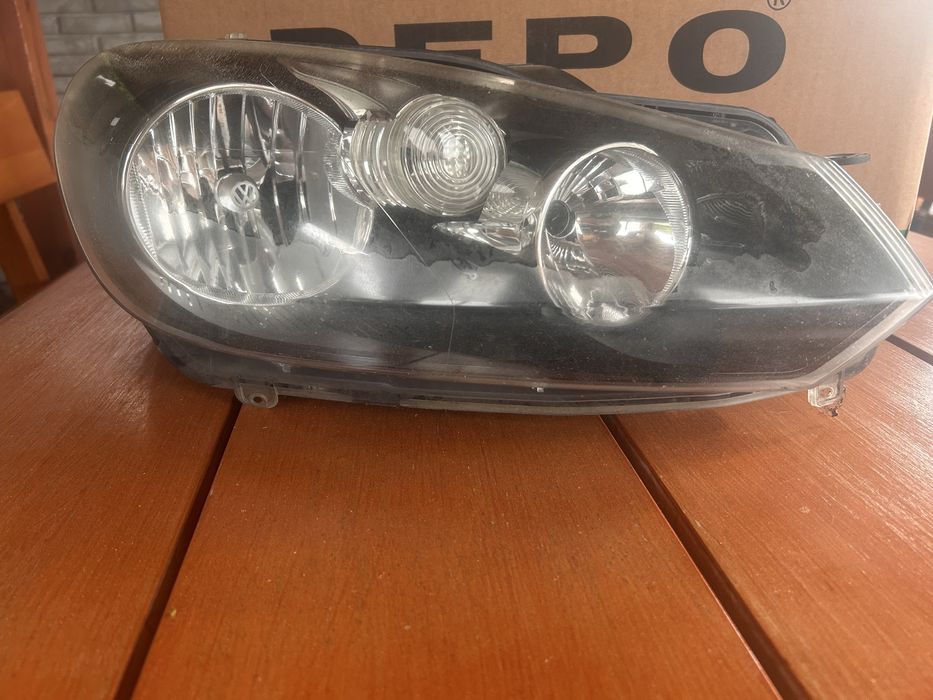 Oryginalne przednie lampy Golf VI
