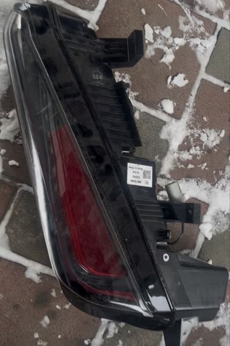 Кадилак LYRIQ электромобиль