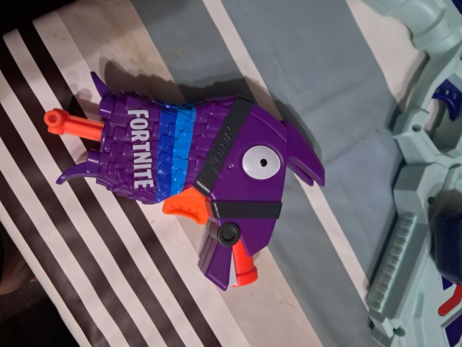 Pistolas Nerf + Acessórios