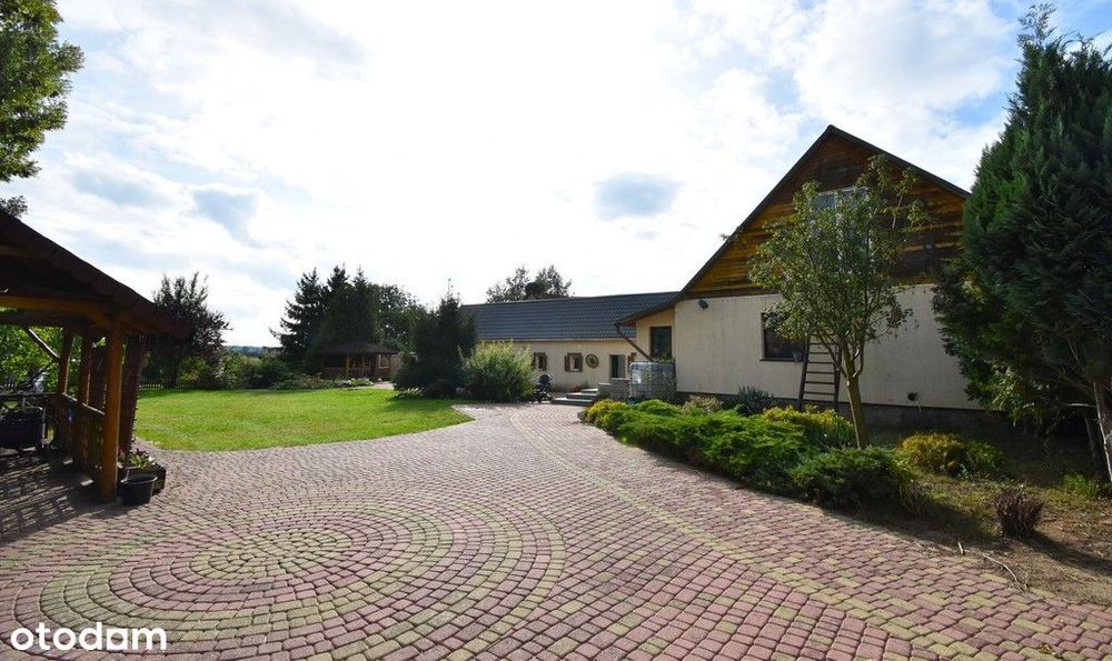Dom z dużą działką w Ściechówku.