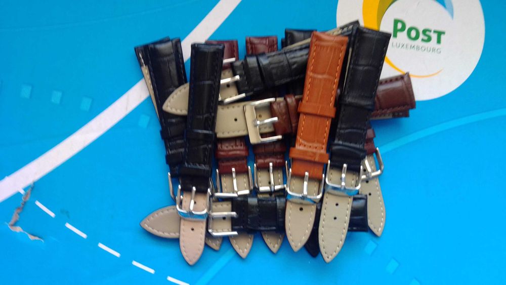 Braceletes de relógio em pele