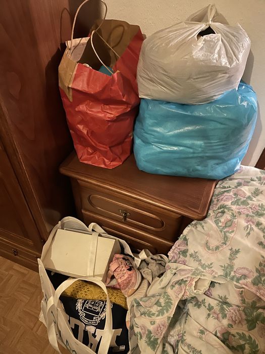 Quarto completo sem cama