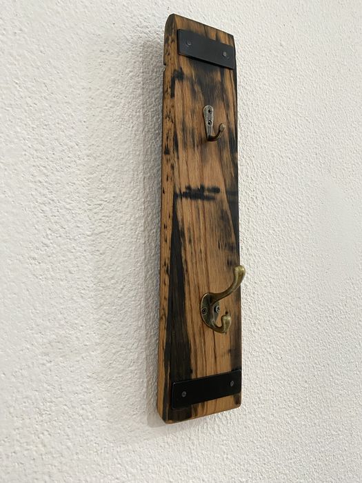 Suporte/cabide de parede artesanal em madeira