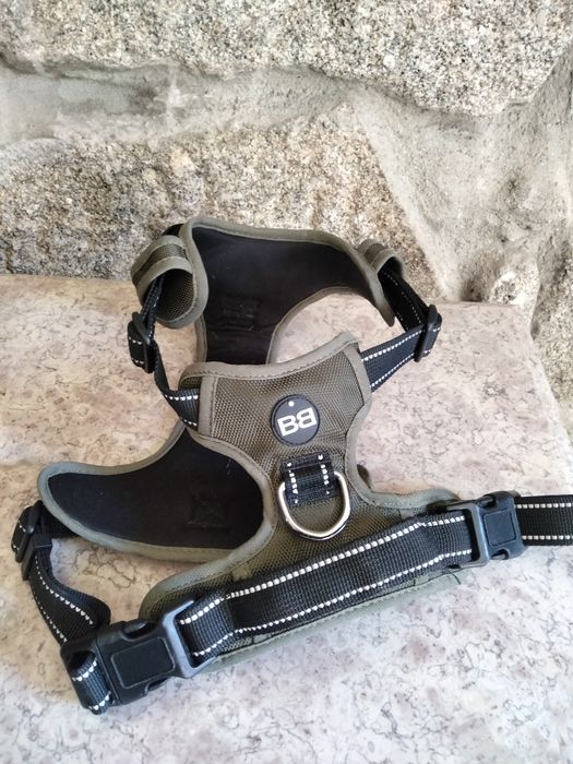 Arnês reforçado marca Bobby