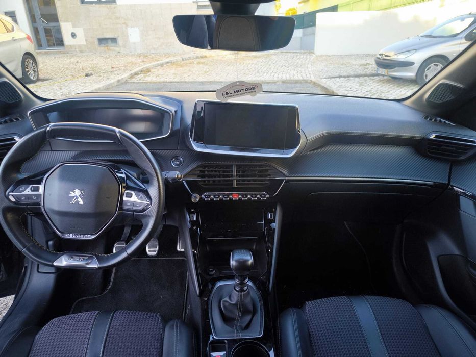 Peugeot 208 GTline