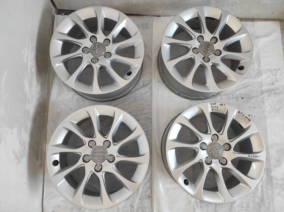 430 Felgi aluminiowe ORYGINAŁ AUDI R 16 5x112 otwór 57,1 Bardzo Ładne