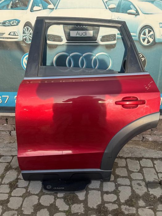 Двері Задні Ліві Ауді Ку5 8R Audi Q5 8R