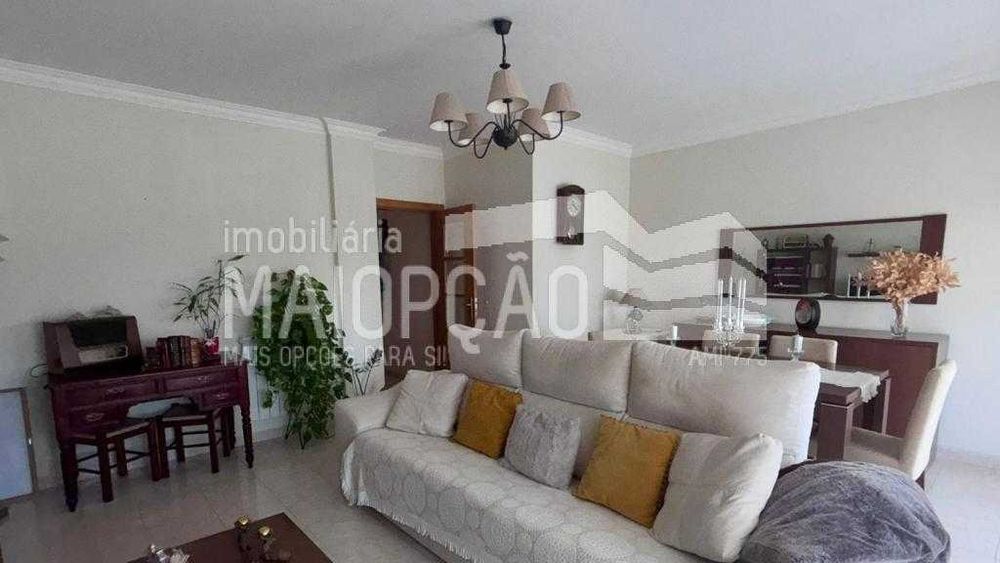 Apartamento T3 em Vale de Estacas, Santarém