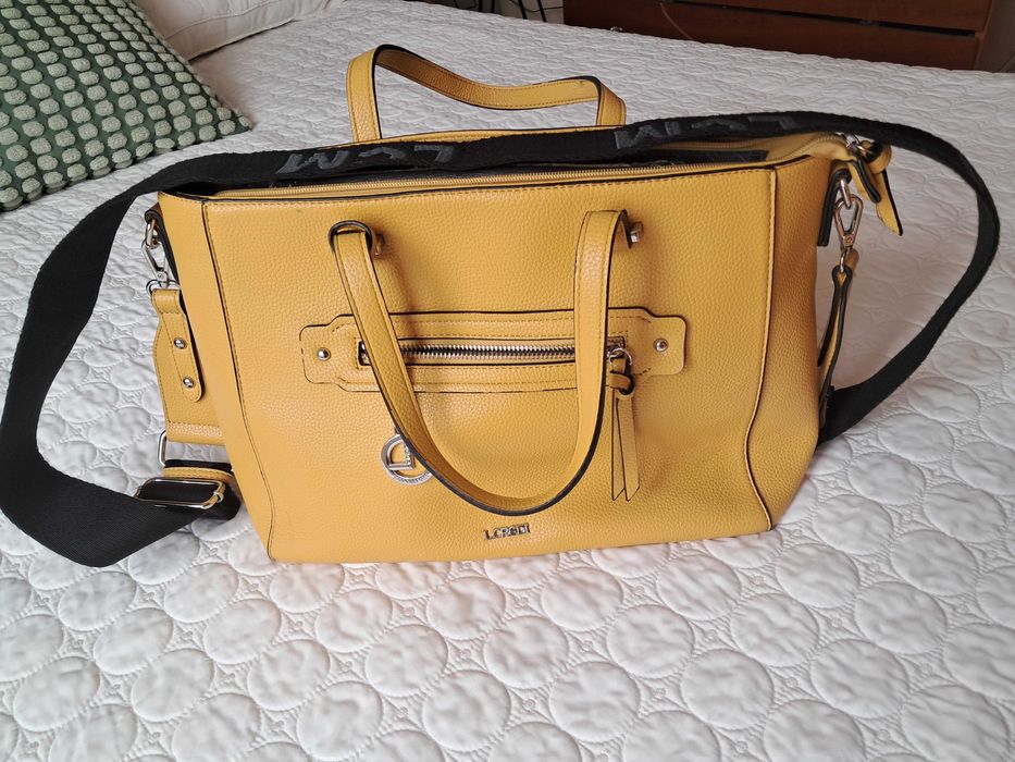 Duża torebka  firmy LCredi w pięknym żółtym kolorze