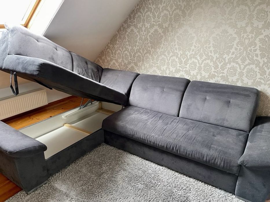 Duzy naroznik grafitowy z uszkodzonym bokiem, odbior osobisty