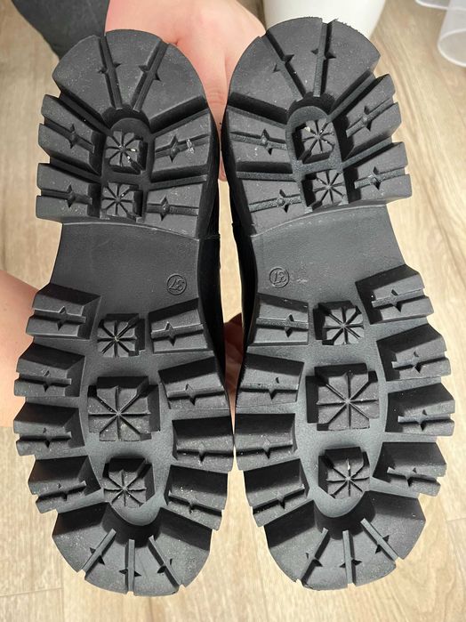 Czarne damskie buty sztyblety skórzane Szydłowski r. 37