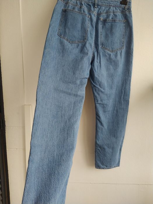 Calças de Ganga H&M, Cintura Alta / Corte Reto - H&M - Tamanho 40