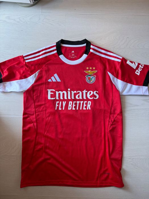 Camisolas SL Benfica 2025/2026 Principal e Alternativa. Rios/Ivanovic