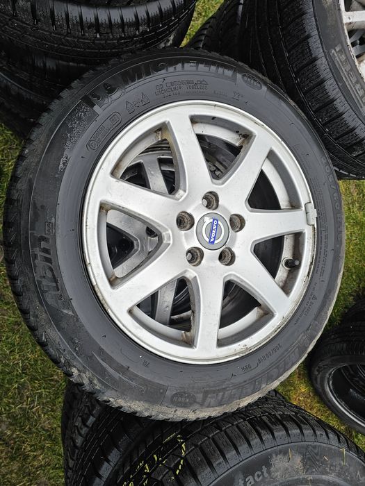 Koła felgi aluminiowe 5x108 7j opony zimowe Michelin 205/60R16