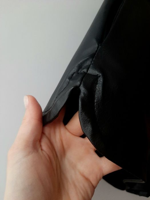 Шкіряні шорти жіночі