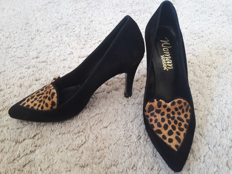 Sapatos de salto
