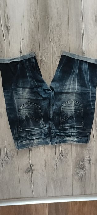 Szorty jeansowe C&A rozm L-Xl wymiary na fotkach Stan idealny