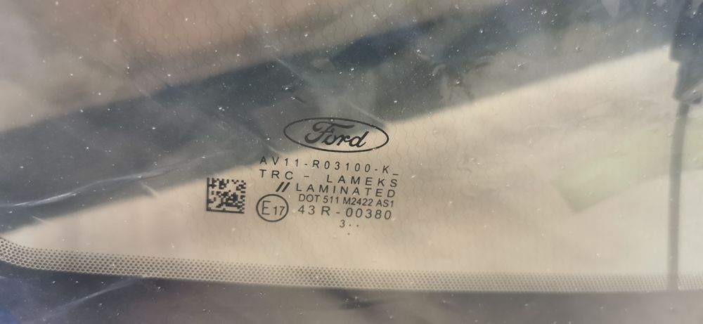 Szyba czołowa sensor grzana Ford b-max nowa oryginał