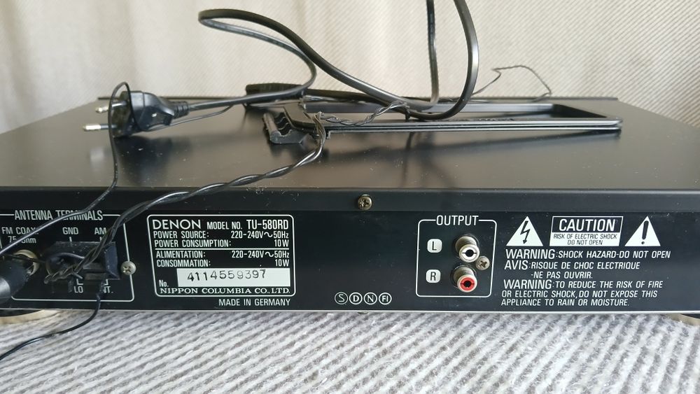 Denon TU 580 R  , стереотюнер .