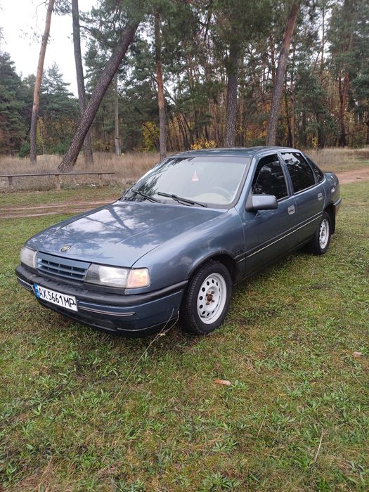 Opel Vectra A. 1.6 Газ/Бензин