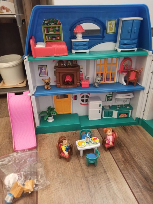 Ляльковий будинок, конструктор