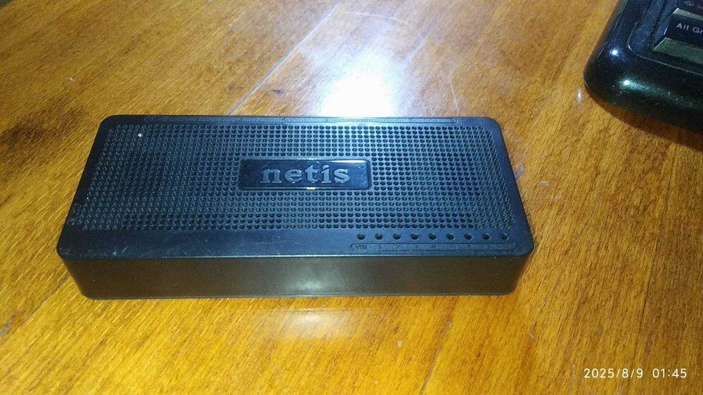 Коммутатор Netis ST3108S,TL-SF1005D