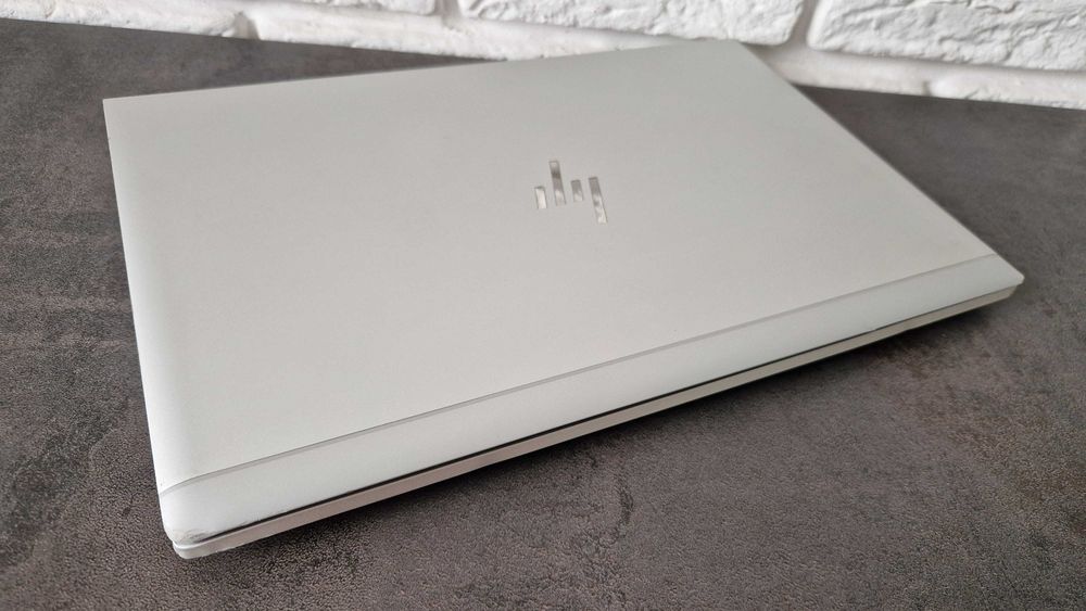 Ноутбук HP EliteBook 840 G8 / i5-1135G7 / 12  / 256
