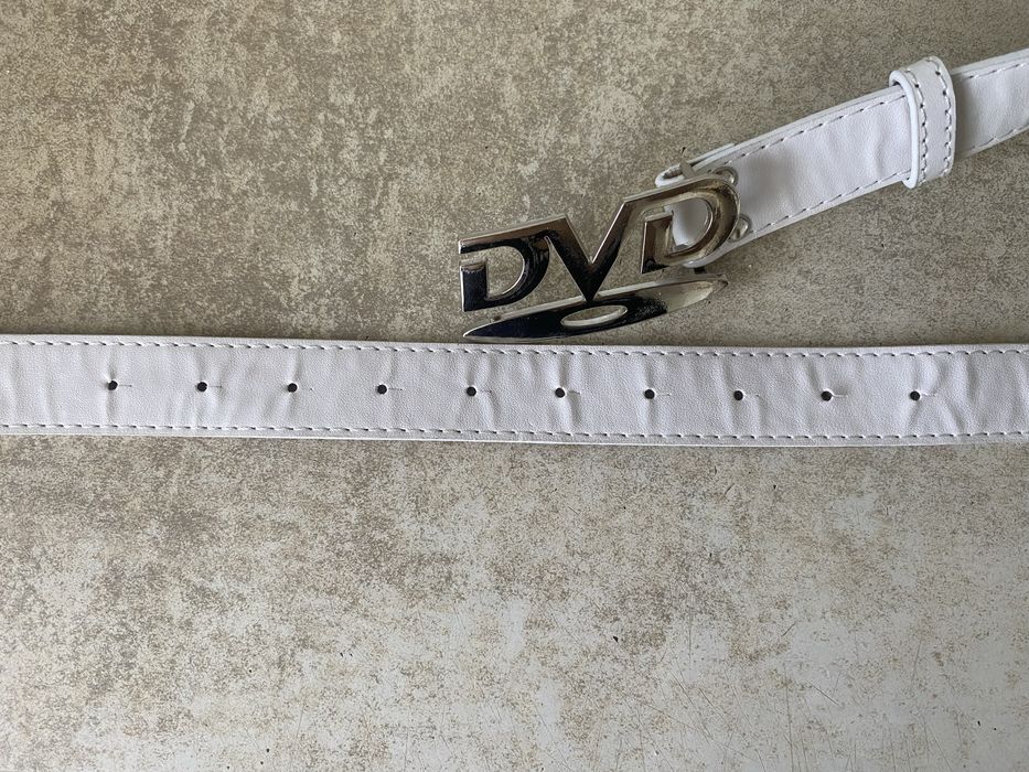 Y2k dvd эмо белый ремень sk8 drill drip