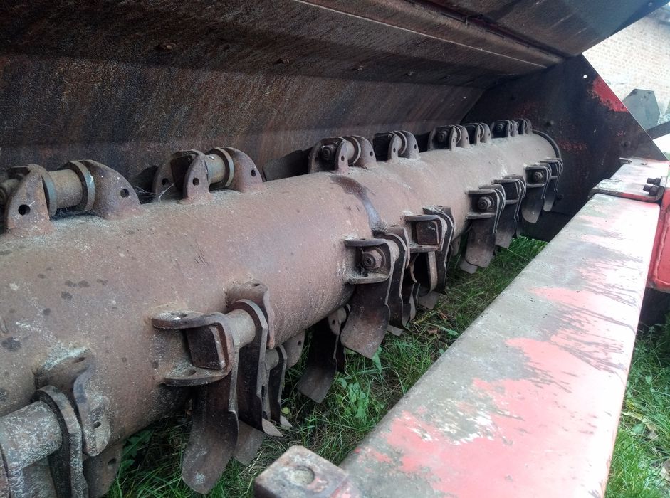 Мульчувач стерні KUHN