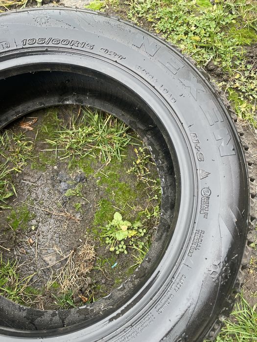 Продам шини 195/60/r15