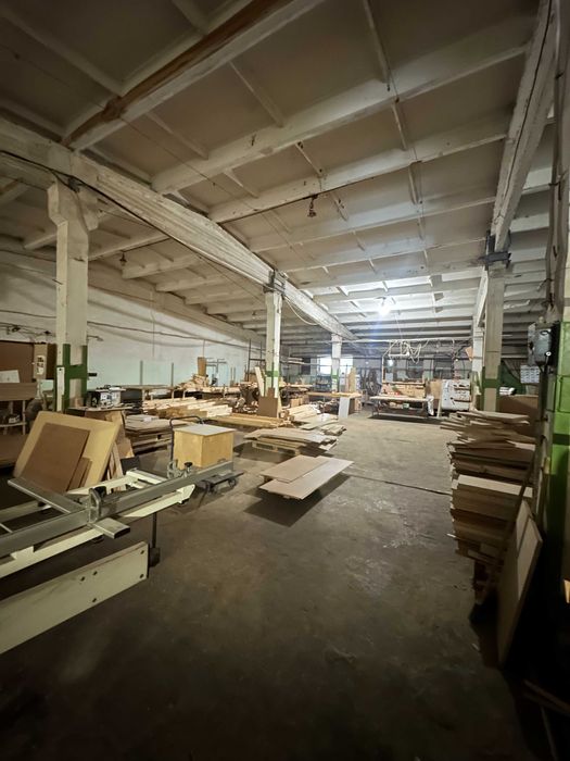 Склад-офіс у центрі міста 3500 м2