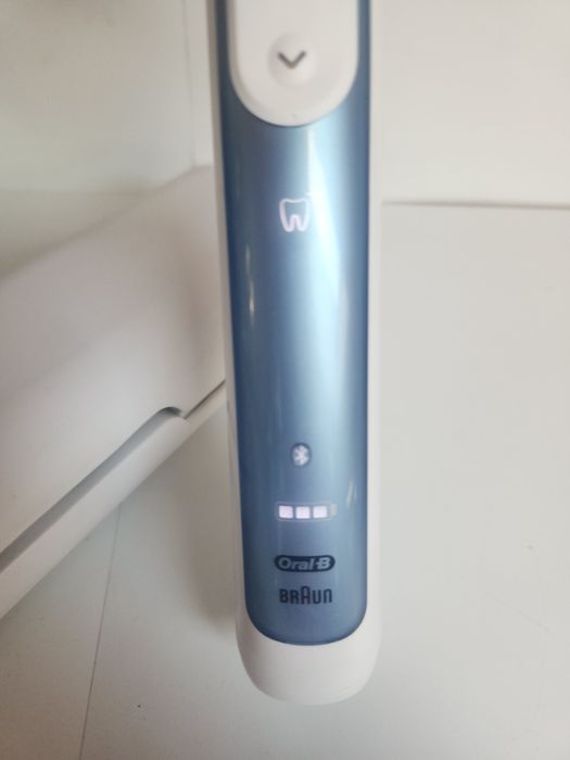 Szczoteczka oar b genius